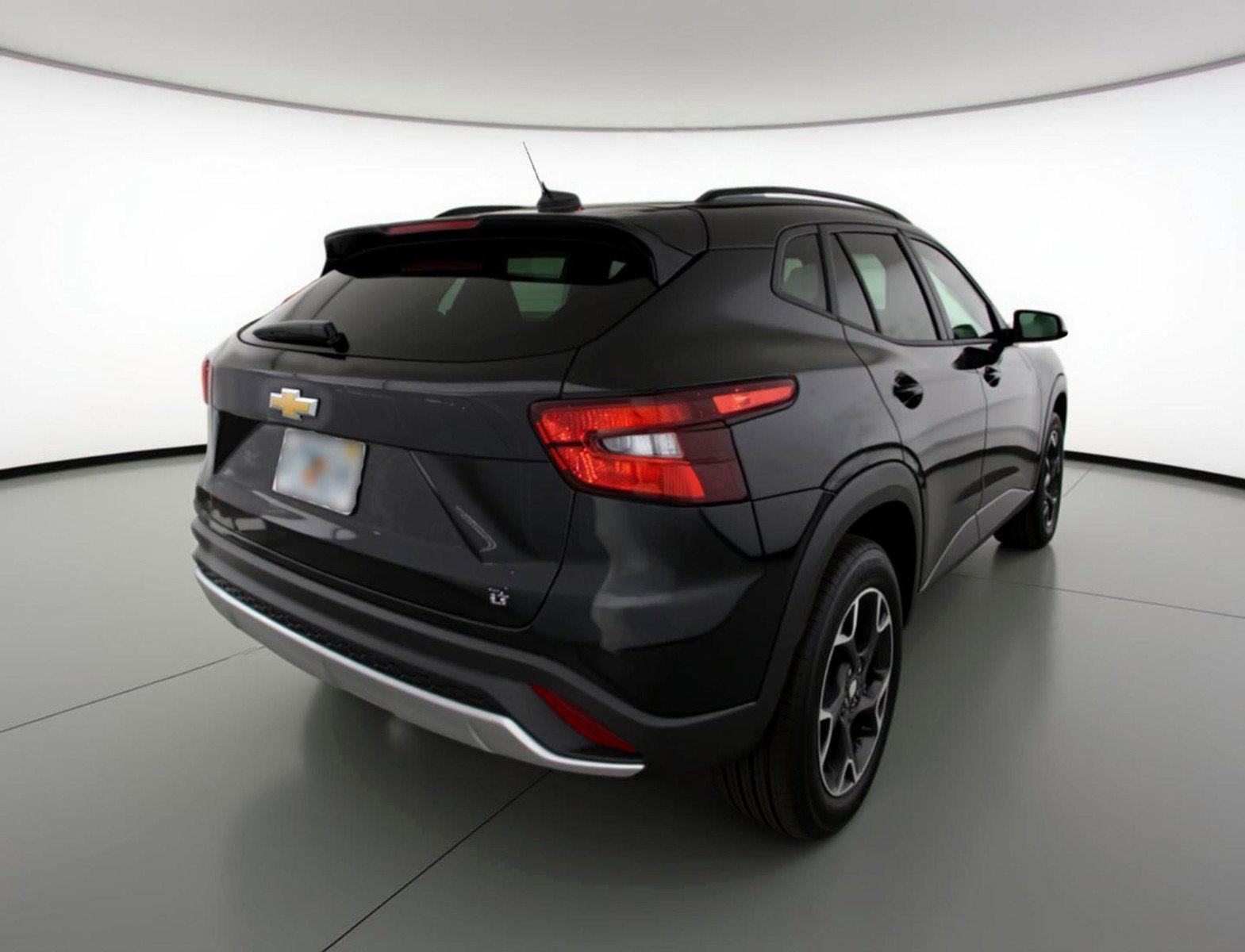 Used 2025 Chevrolet Trax LT image 9