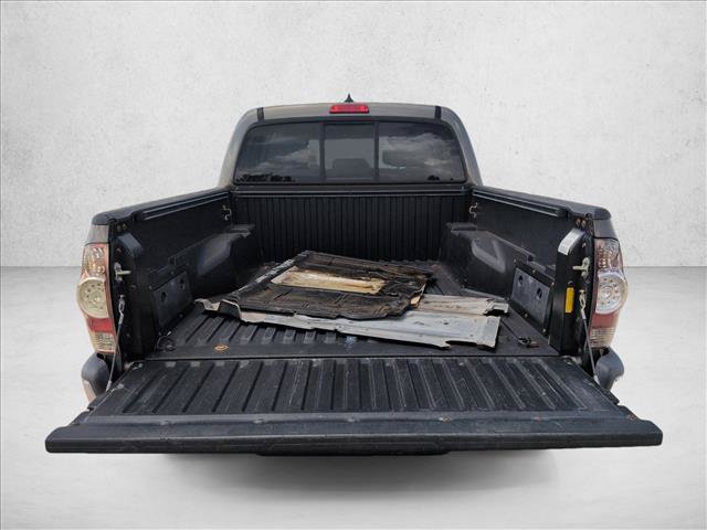 Used 2014 Toyota Tacoma PreRunner w/ SR5 Package RWD image 6