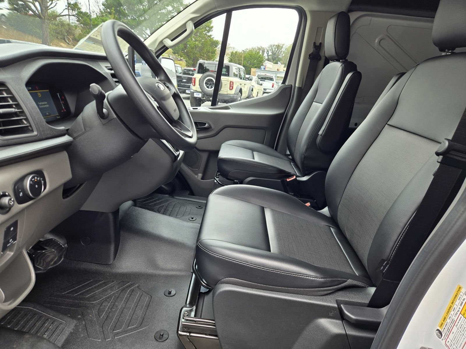 New 2026 Ford Transit 250 Low Roof RWD image 8