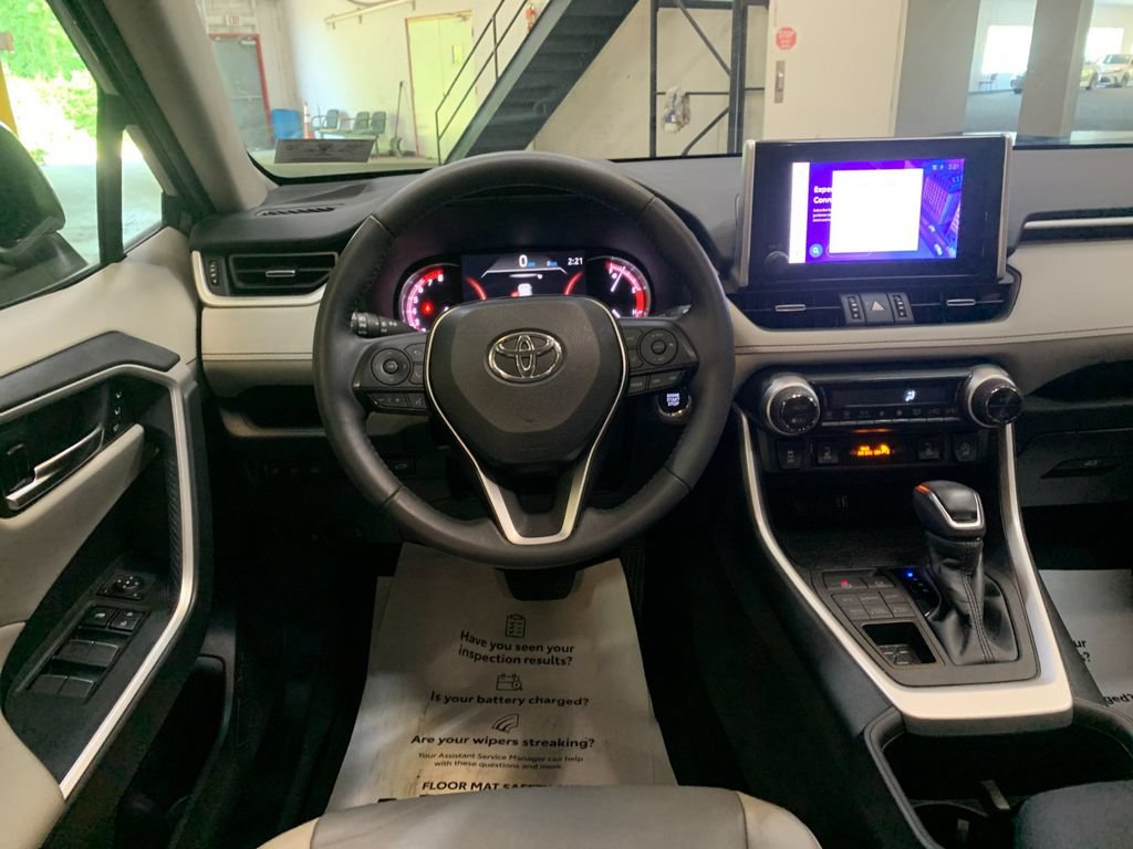 Used 2024 Toyota RAV4 XLE Premium w/ Weather Package AWD/4WD image 16