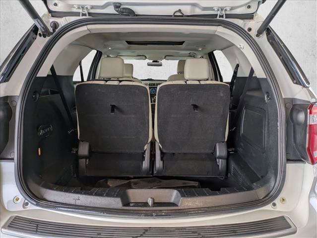 Used 2019 Ford Explorer Platinum image 6