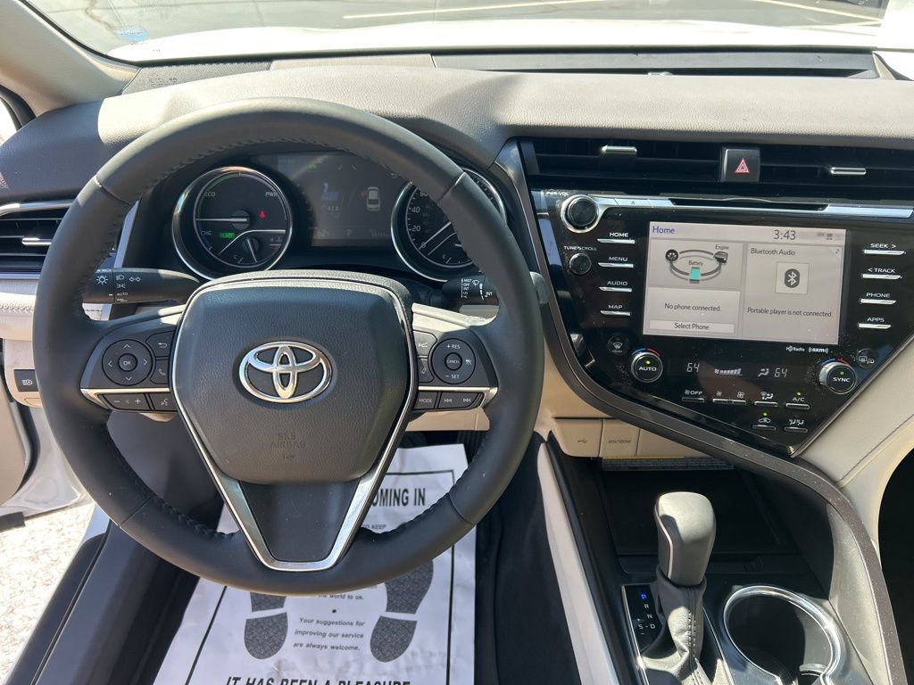 Used 2020 Toyota Camry XLE image 5
