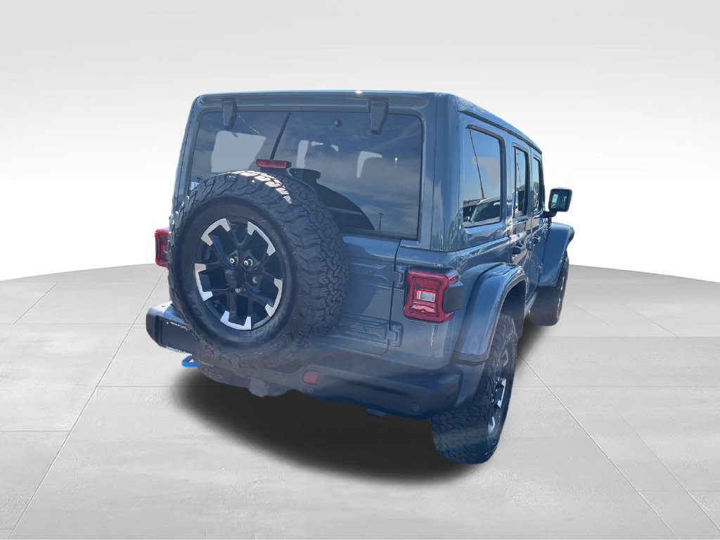 Used 2024 Jeep Wrangler Unlimited Rubicon 4xe AWD/4WD image 5