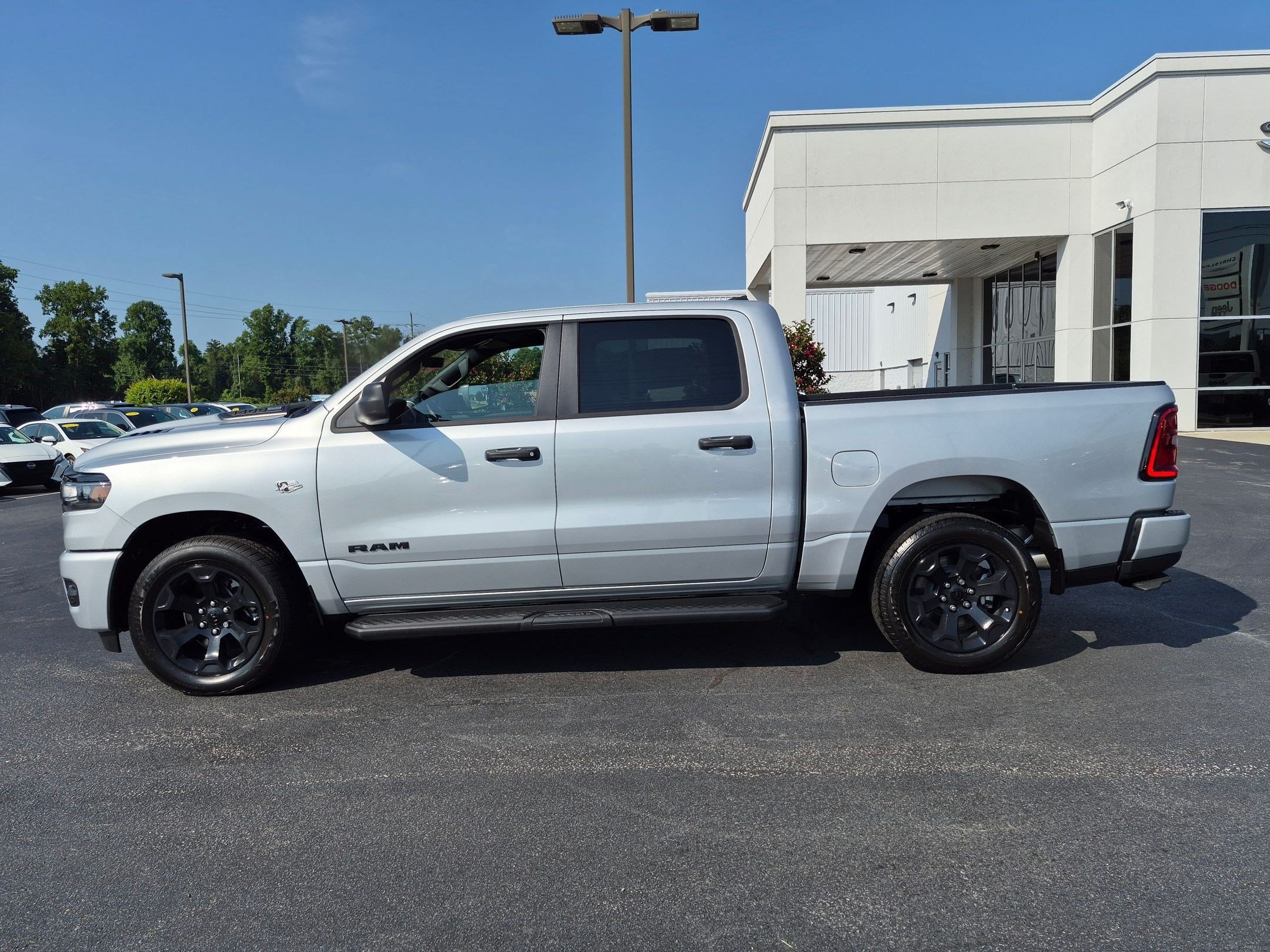 New 2026 RAM 1500 Express AWD/4WD image 8