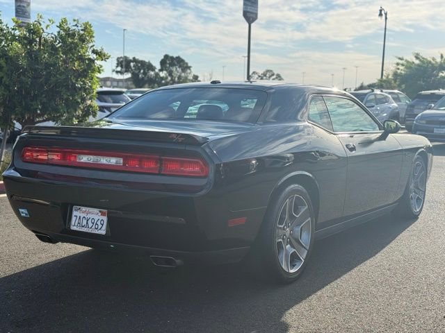 Used 2013 Dodge Challenger R/T image 7