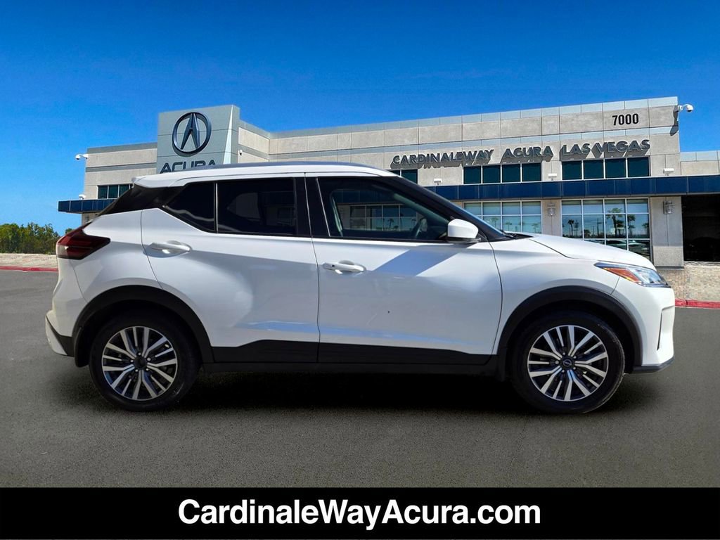 Used 2024 Nissan Kicks SV FWD image 6