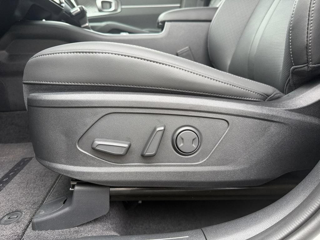 New 2026 Kia Sorento EX AWD/4WD image 17