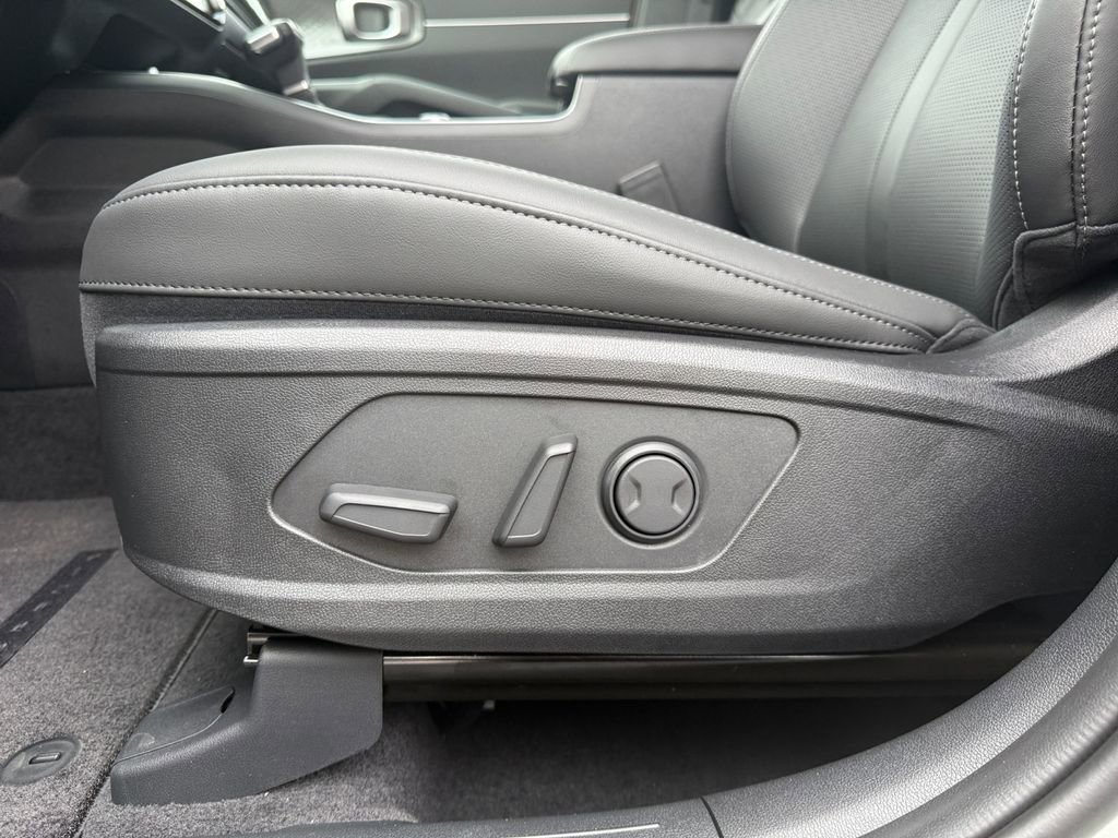 New 2026 Kia Sorento EX AWD/4WD image 17