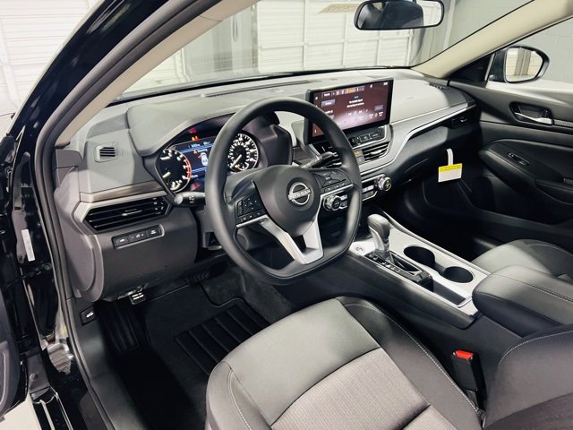 New 2025 Nissan Altima 2.5 SV w/ SV Special Edition Package image 20