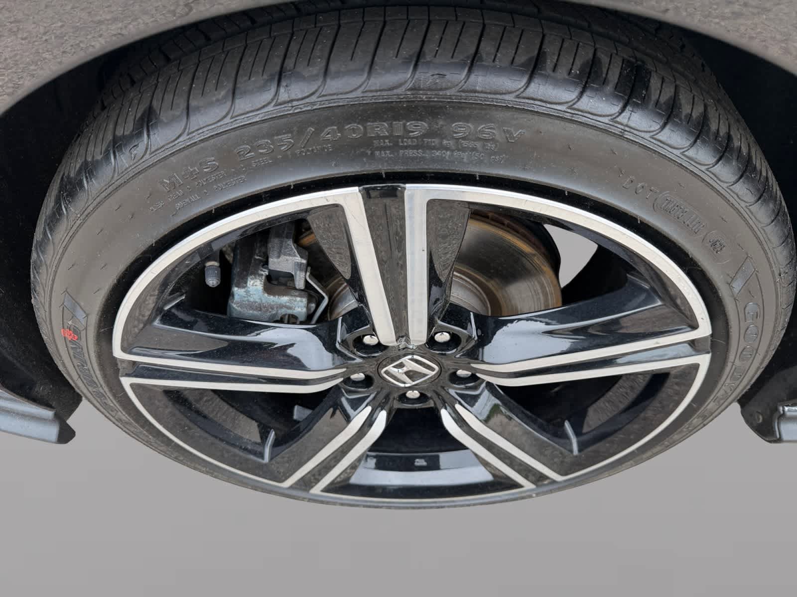 Used 2024 Honda Accord Sport image 9