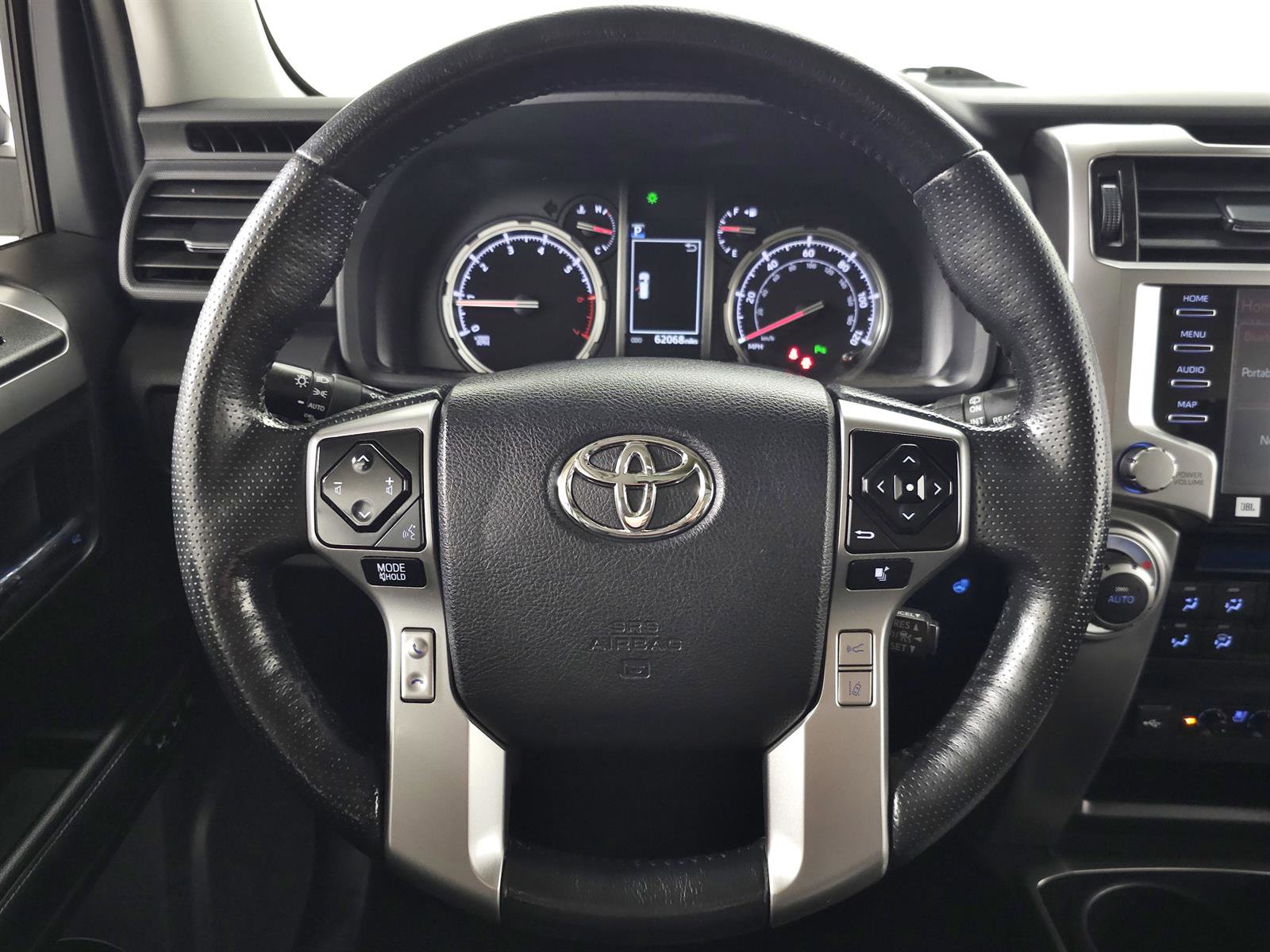 Used 2024 Toyota 4Runner Limited AWD/4WD image 19