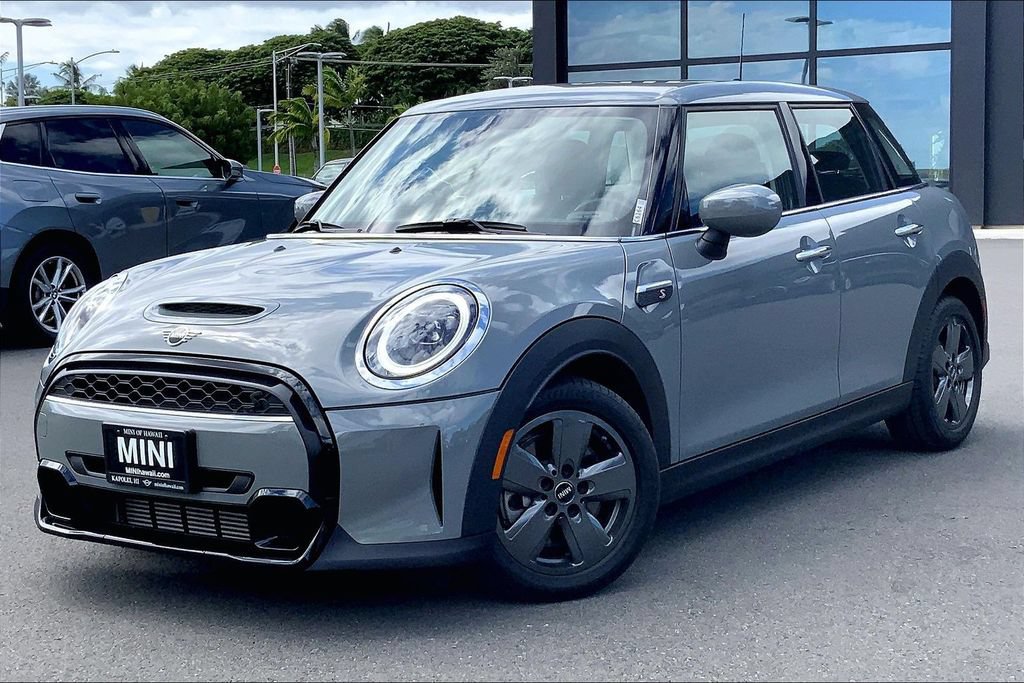 Used 2022 MINI Cooper S FWD image 2