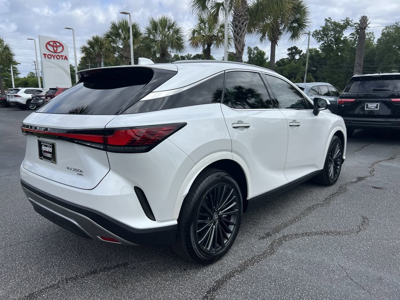 Used 2025 Lexus RX 350h w/ Convenience Package AWD/4WD image 10