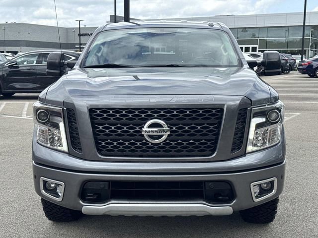 Used 2017 Nissan Titan PRO-4X w/ Pro-4x Convenience Package AWD/4WD image 2