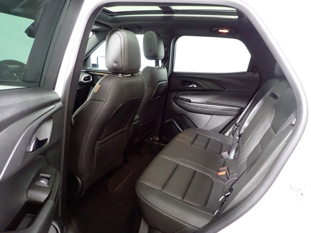 Used 2023 Chevrolet TrailBlazer ACTIV w/ Sun and Liftgate Package image 31