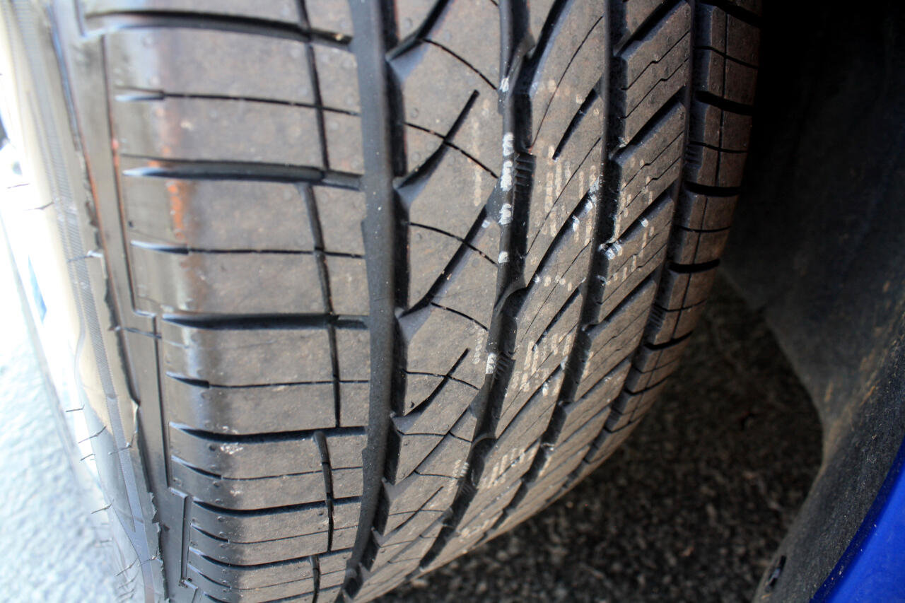 Used 2021 Chevrolet Camaro LT image 45