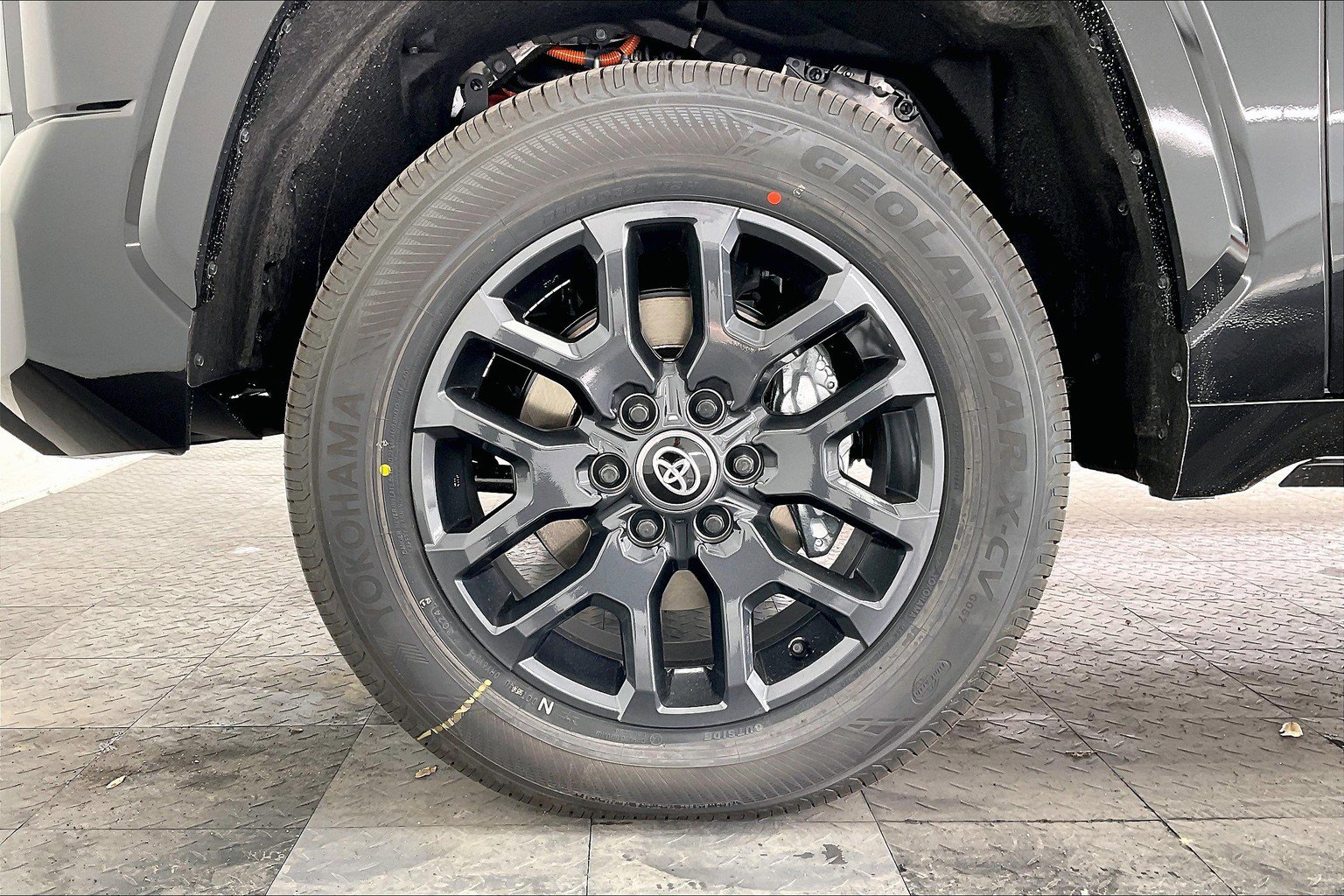New 2025 Toyota Tundra Platinum AWD/4WD image 14