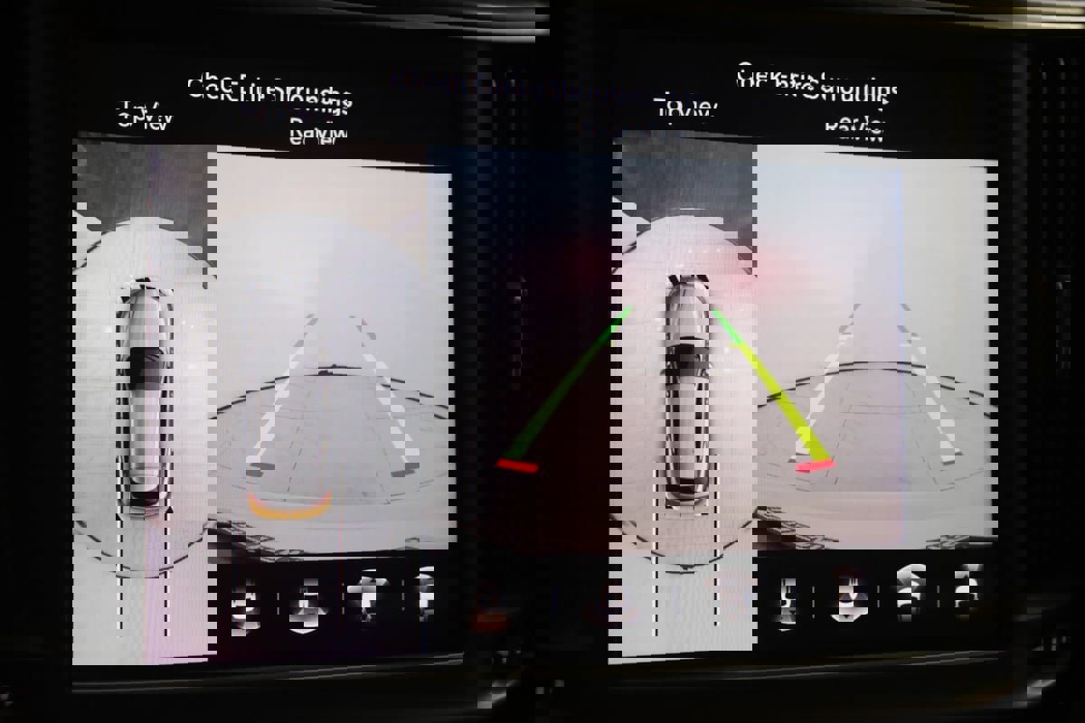 Used 2022 Maserati Levante Modena image 11