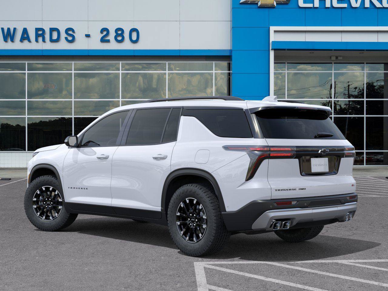 New 2026 Chevrolet Traverse Z71 w/ Enhanced Driving Package AWD/4WD image 3