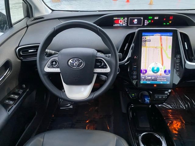 Certified 2017 Toyota Prius Prime Advanced image 11