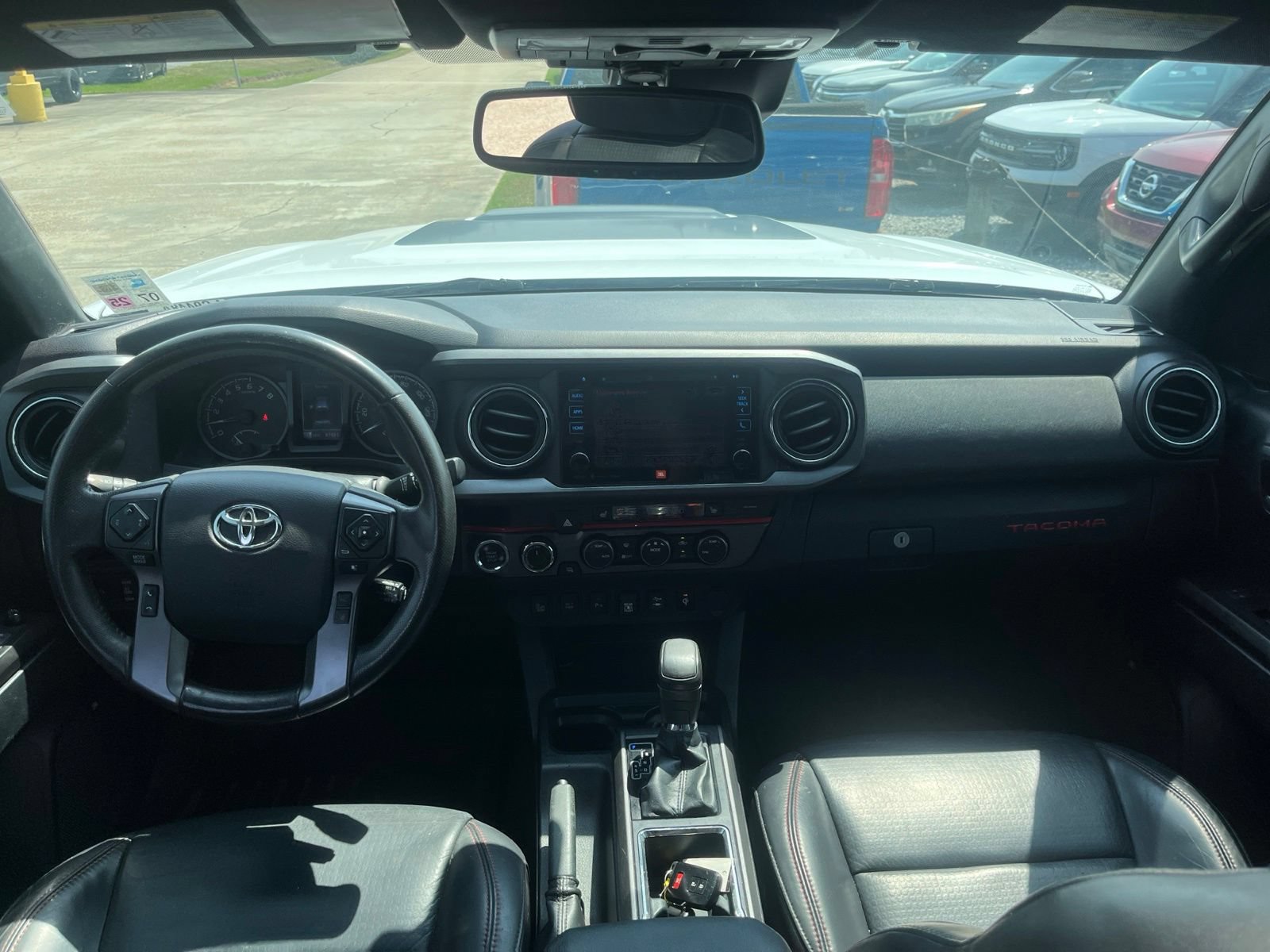 Used 2019 Toyota Tacoma TRD Pro AWD/4WD image 9