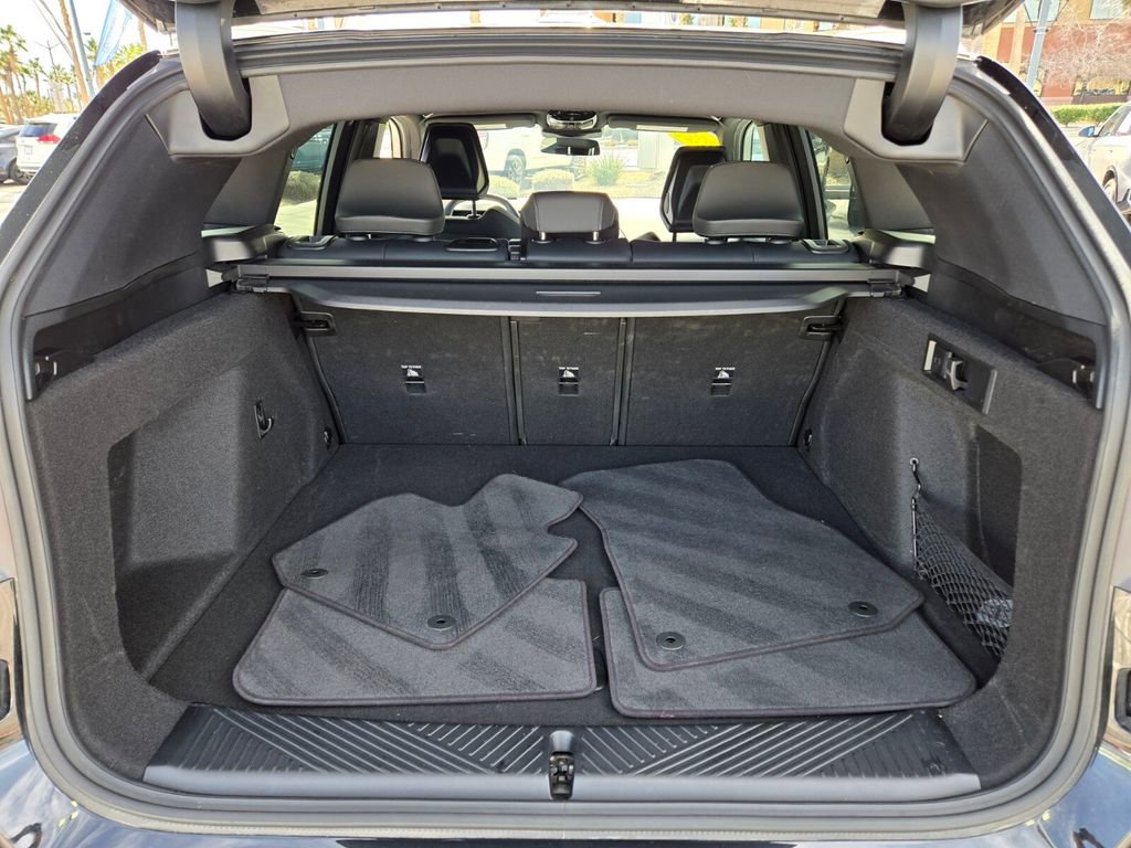 Used 2025 BMW X3 xDrive30i w/ Premium Package image 15