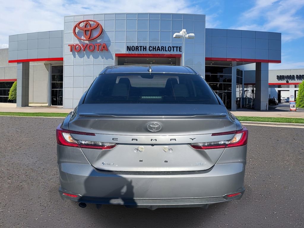 Used 2020 Toyota Camry XSE image 9