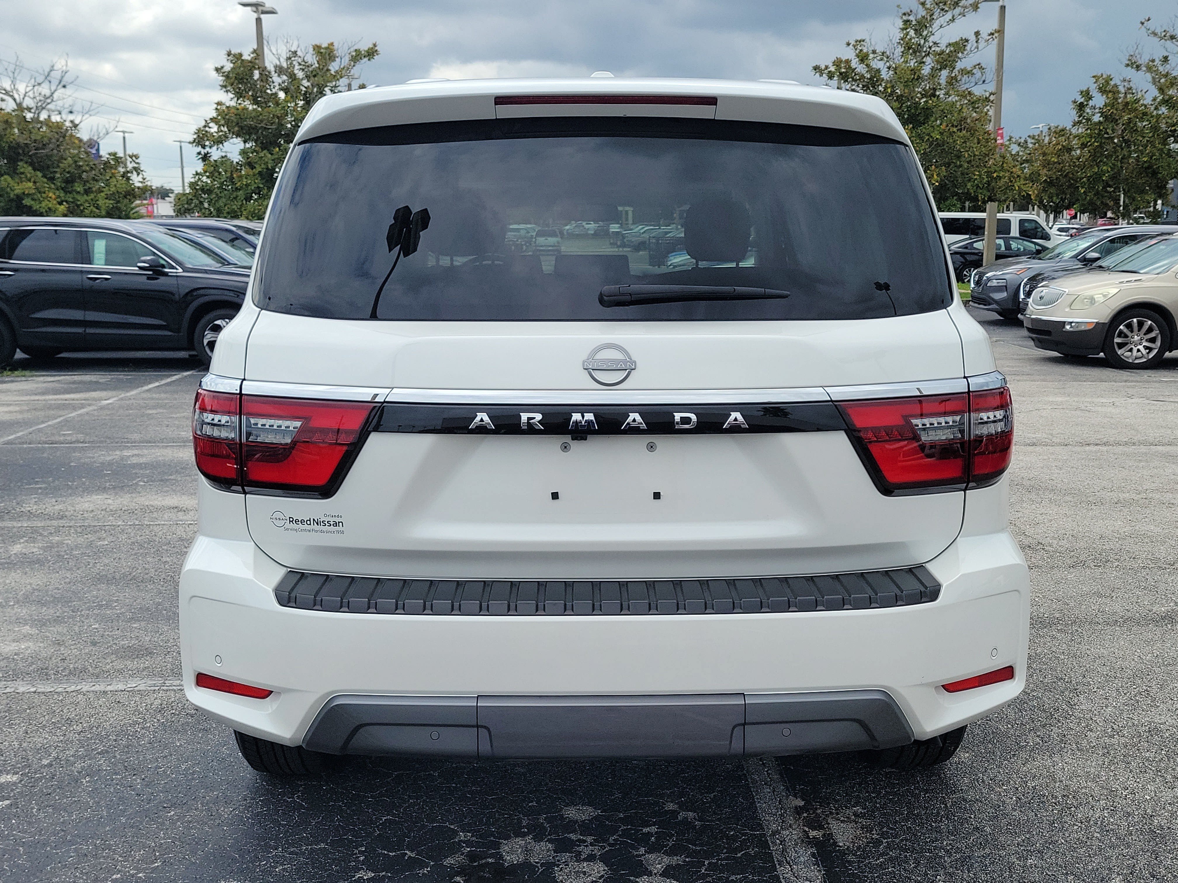 Certified 2024 Nissan Armada SV w/ Cargo Package RWD image 5