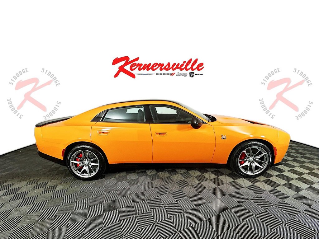 New 2026 Dodge Charger Daytona Scat Pack w/ Track Package image 8