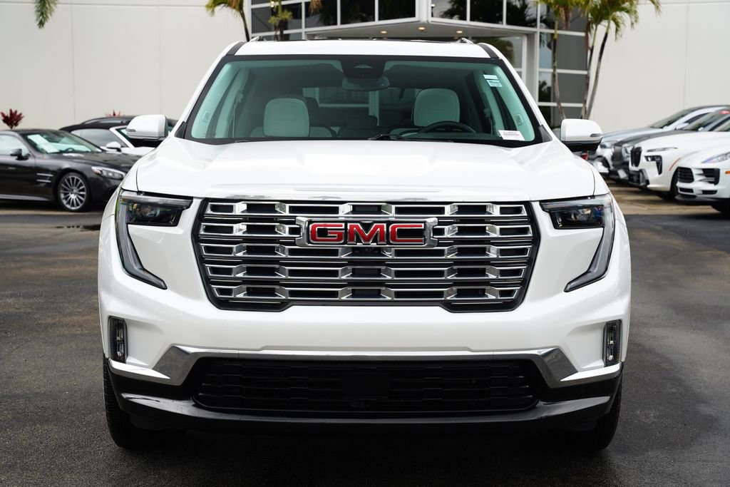 Used 2024 GMC Acadia Denali image 2