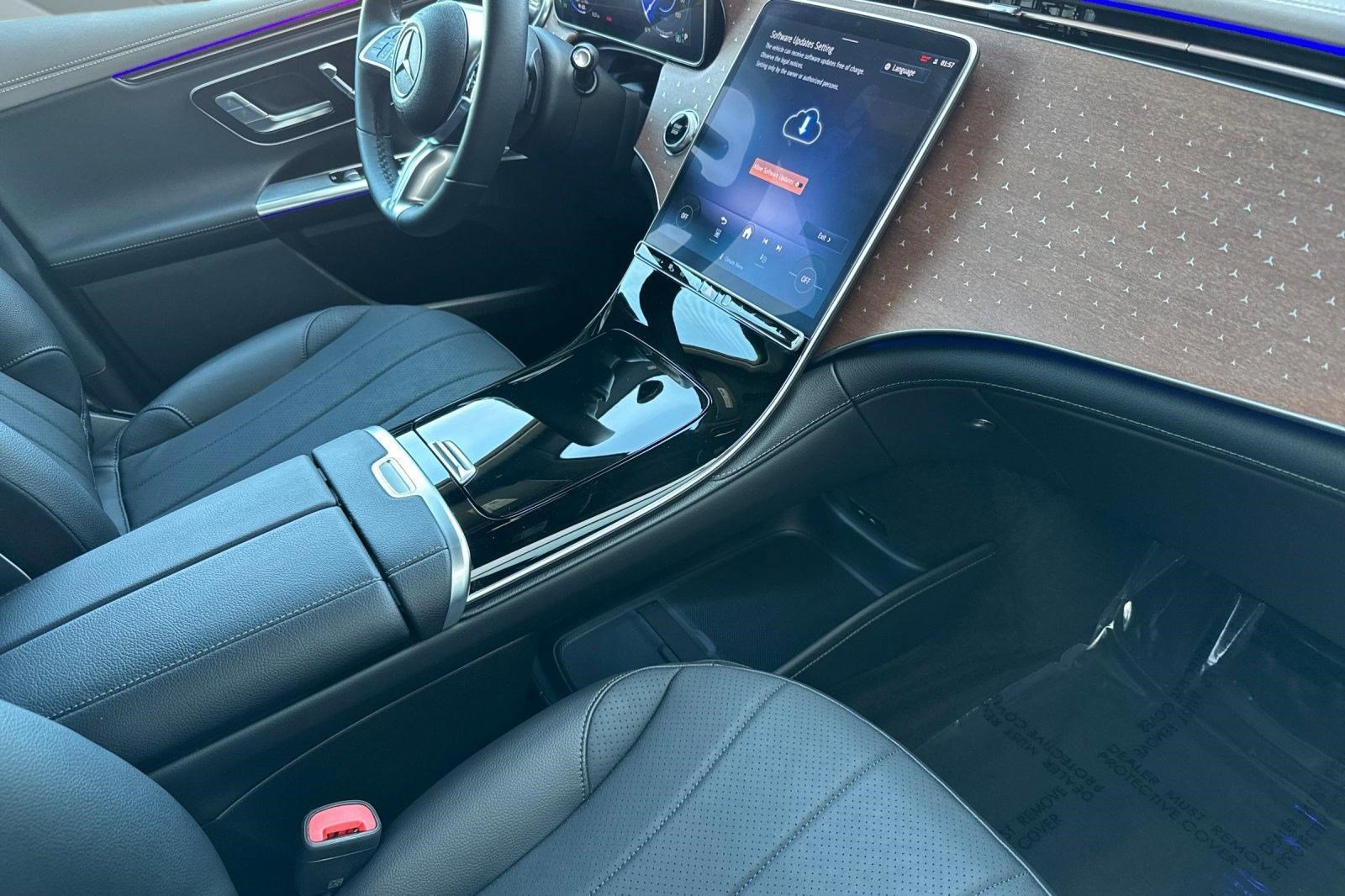 Certified 2023 Mercedes-Benz EQE 350+ 4MATIC SUV image 21