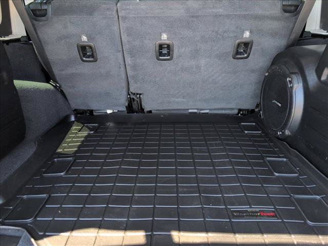 Used 2020 Jeep Wrangler Unlimited Rubicon AWD/4WD image 6
