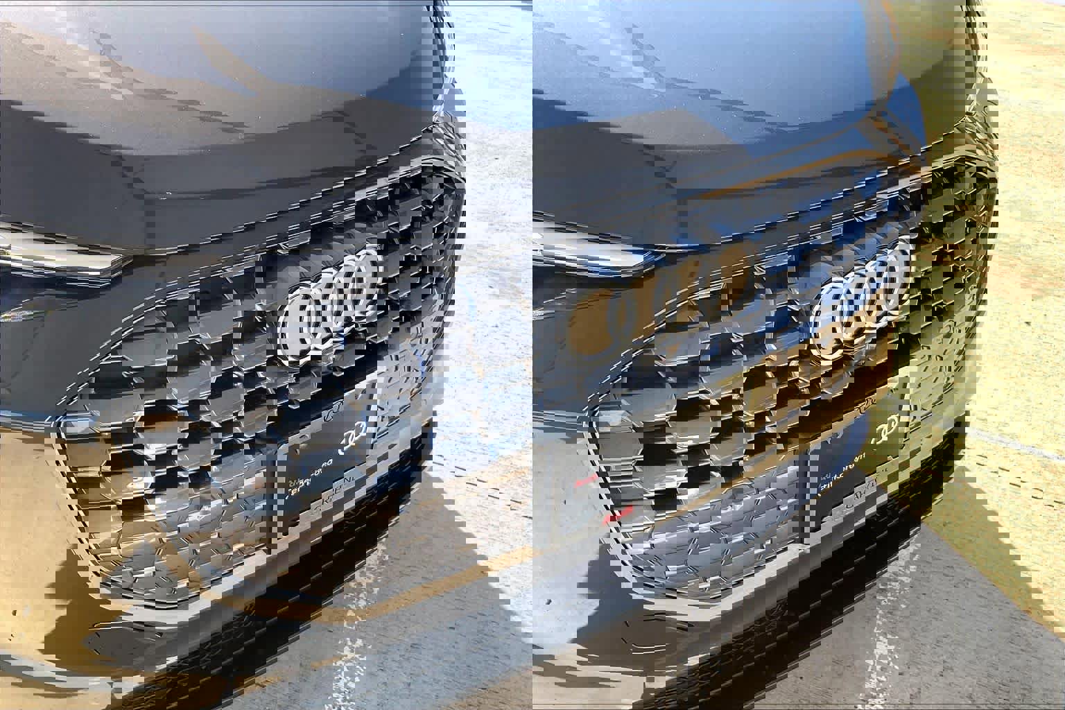 Used 2025 Audi Q5 Premium w/ Convenience Package image 29