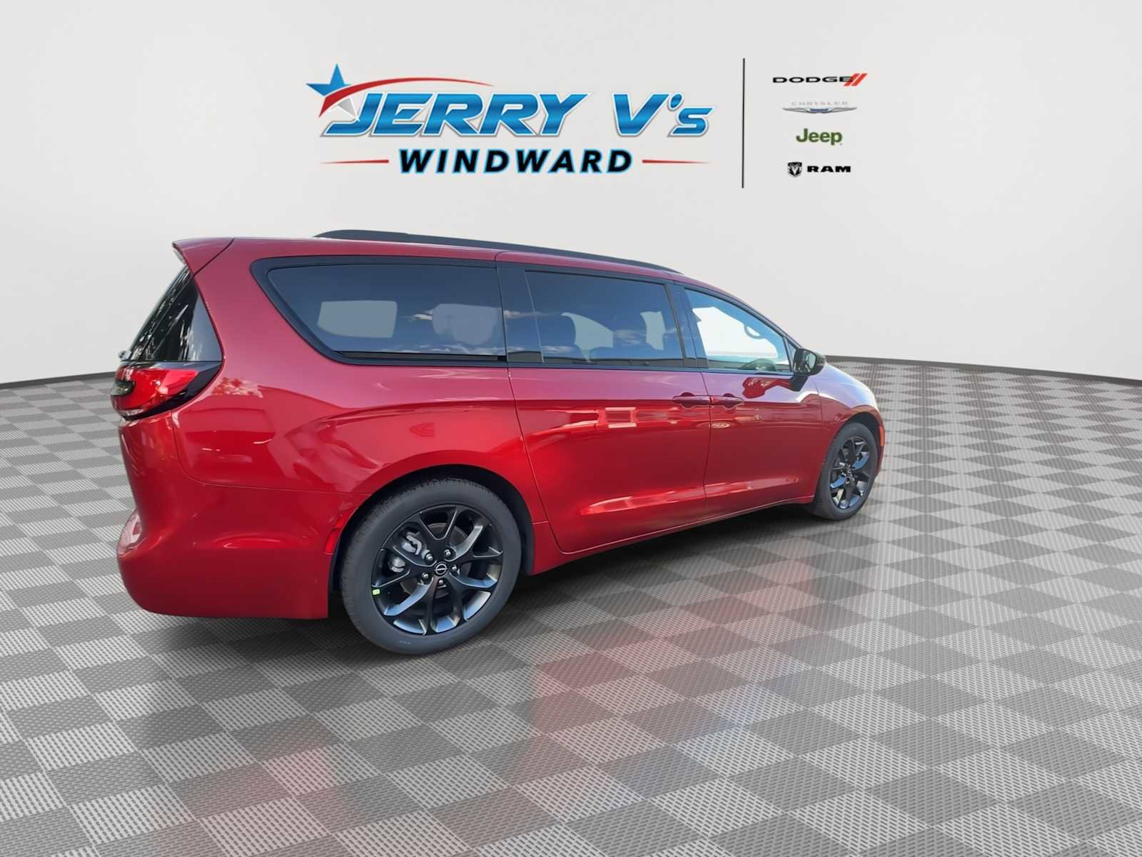New 2026 Chrysler Pacifica Select w/ S Appearance Package image 8