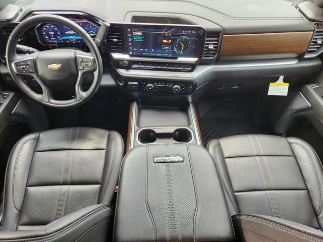 Used 2024 Chevrolet Silverado 2500 High Country w/ High Country Premium Package AWD/4WD image 26