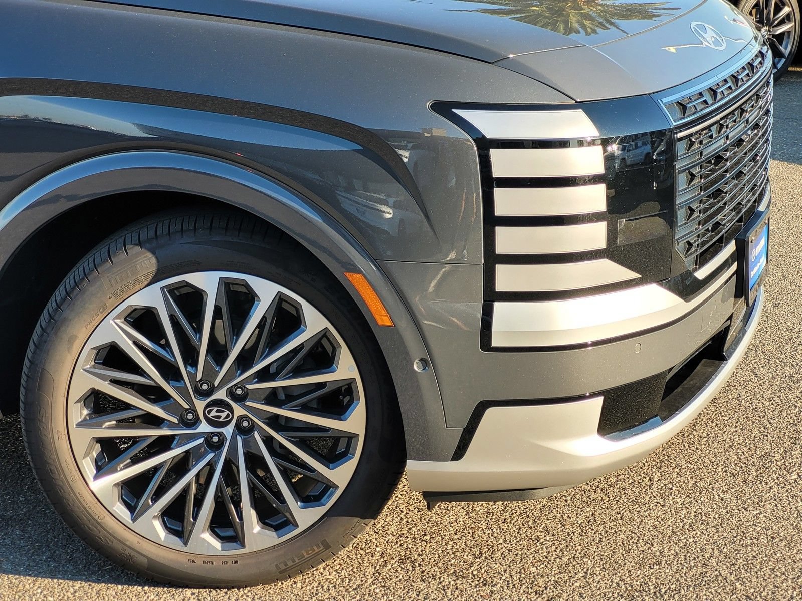Certified 2026 Hyundai Palisade Calligraphy AWD/4WD image 9