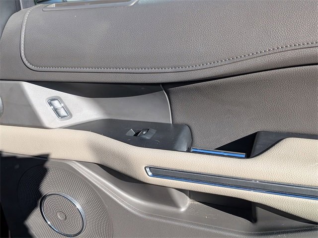 Used 2021 Ford Expedition XLT image 37