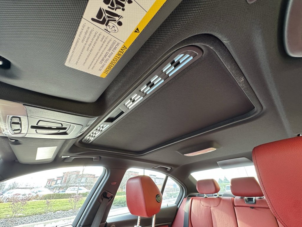 Used 2014 BMW 335i xDrive Sedan image 9