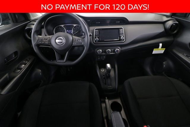 New 2025 Nissan Kicks Play S image 10
