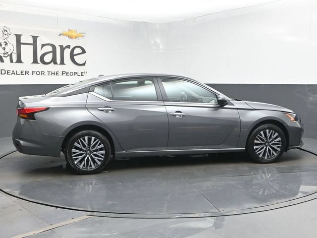 Used 2025 Nissan Altima 2.5 SV AWD/4WD image 52
