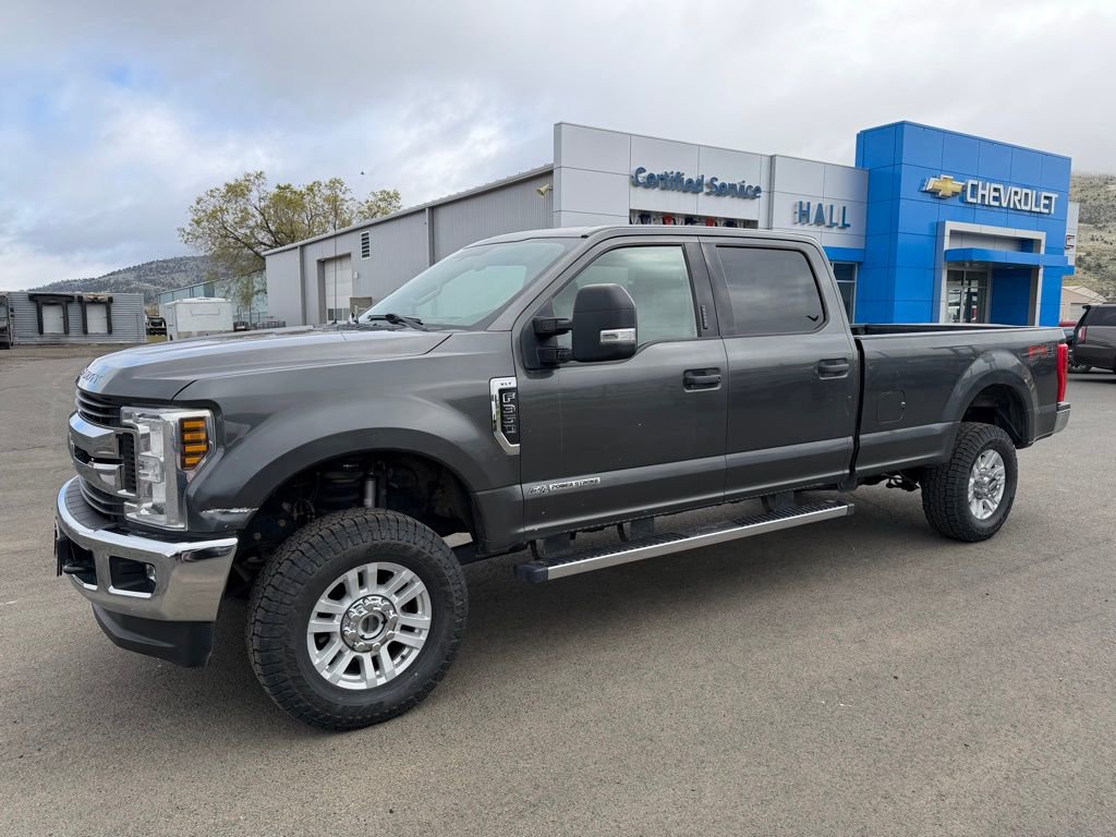 Used 2019 Ford F350 XLT w/ XLT Value Package image 1