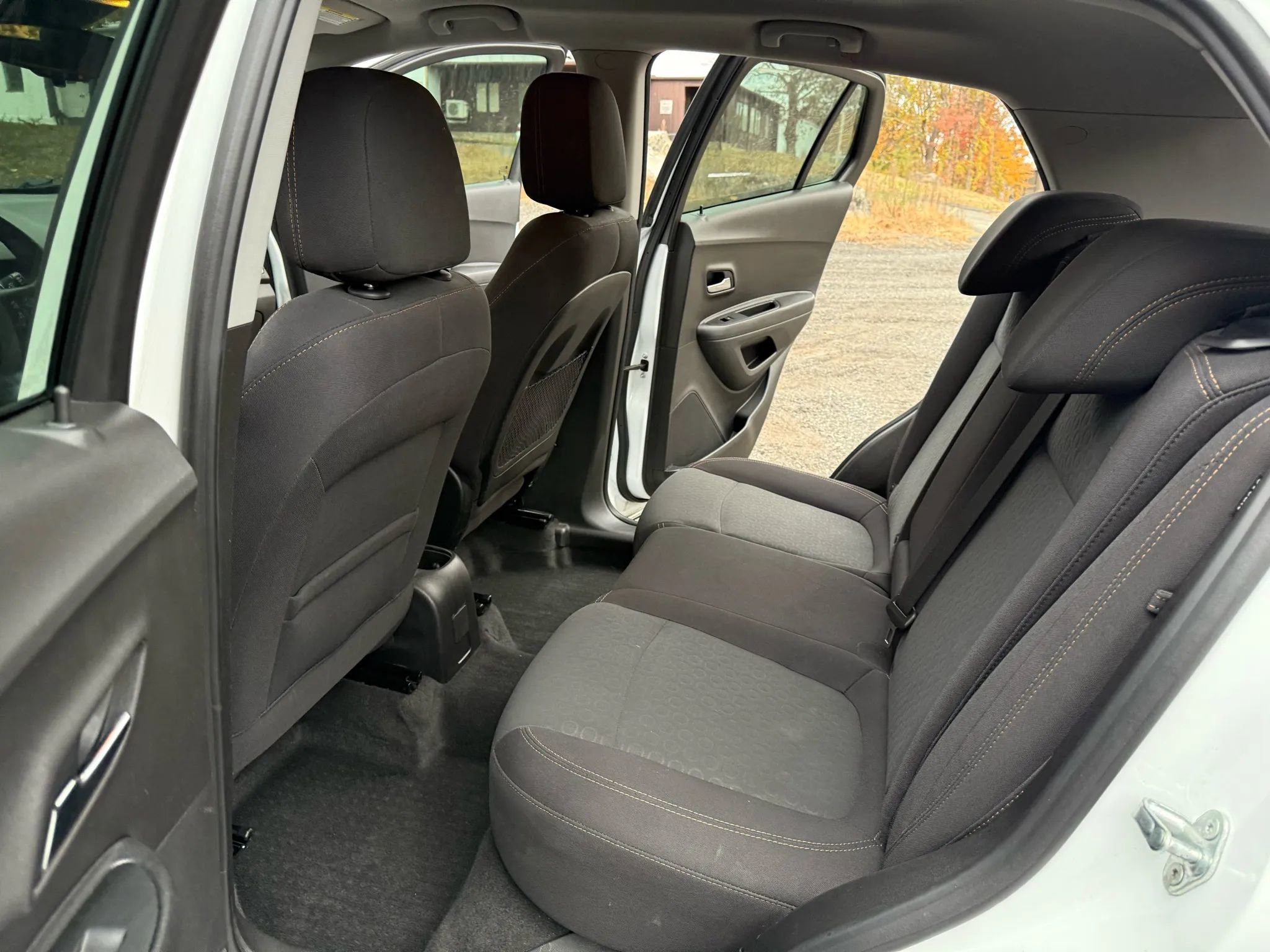 Used 2019 Chevrolet Trax LS image 23