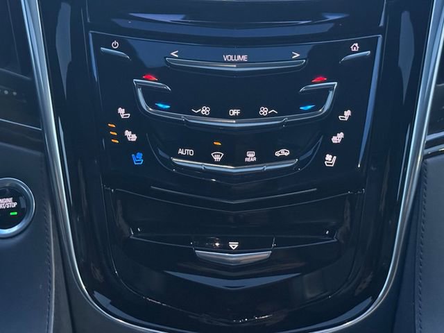 Used 2019 Cadillac Escalade ESV Platinum w/ Escalade Sport Edition AWD/4WD image 4