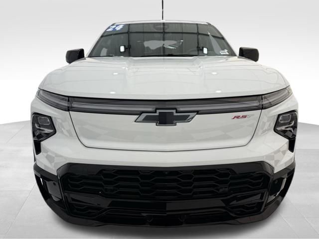 Used 2024 Chevrolet Silverado EV RST image 9