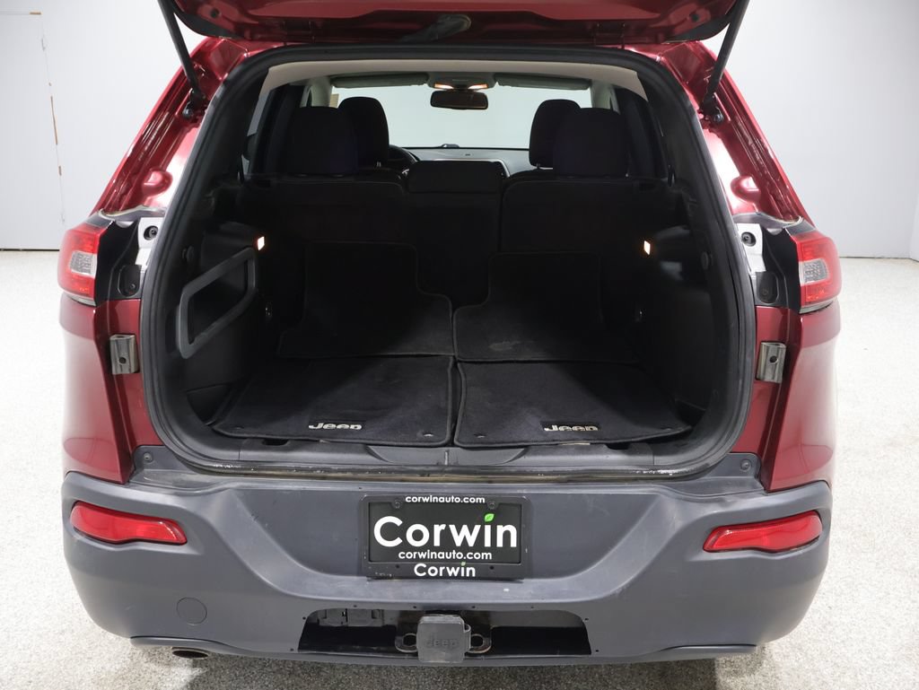 Used 2017 Jeep Cherokee Sport AWD/4WD image 18