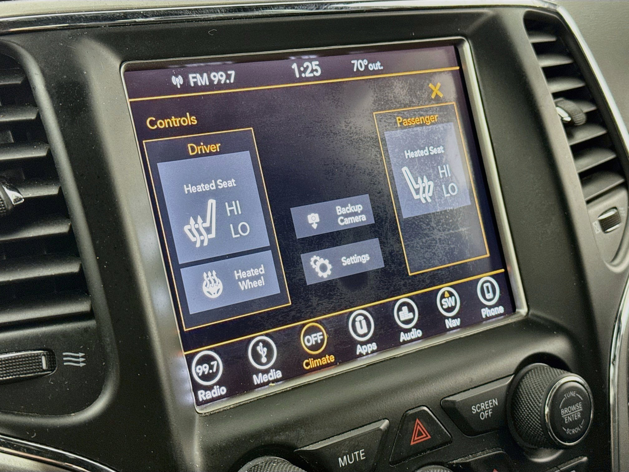 Used 2018 Jeep Grand Cherokee Altitude AWD/4WD image 20
