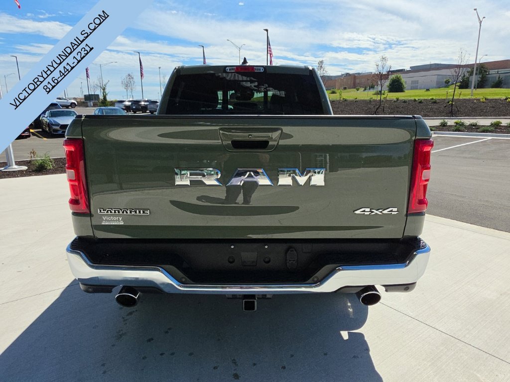 Used 2026 RAM 1500 Laramie AWD/4WD image 4
