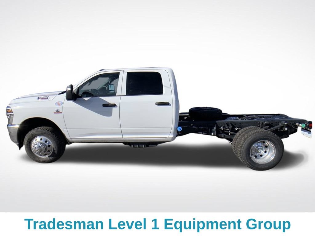 New 2026 RAM 3500 Tradesman w/ Chrome Appearance Group AWD/4WD image 3