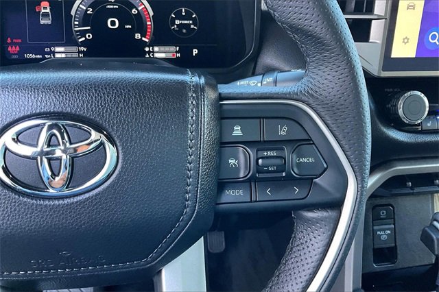 Used 2025 Toyota Tundra Limited image 19