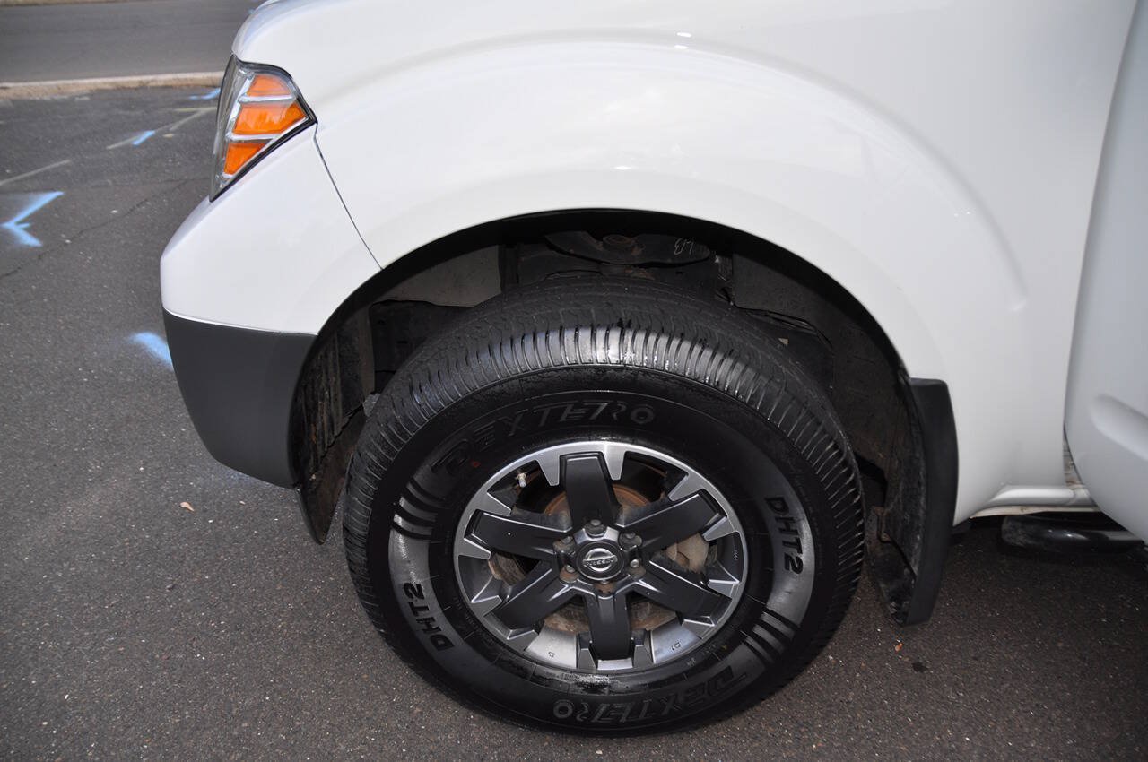 Used 2015 Nissan Frontier PRO-4X w/ Pro-4x Luxury Package AWD/4WD image 19